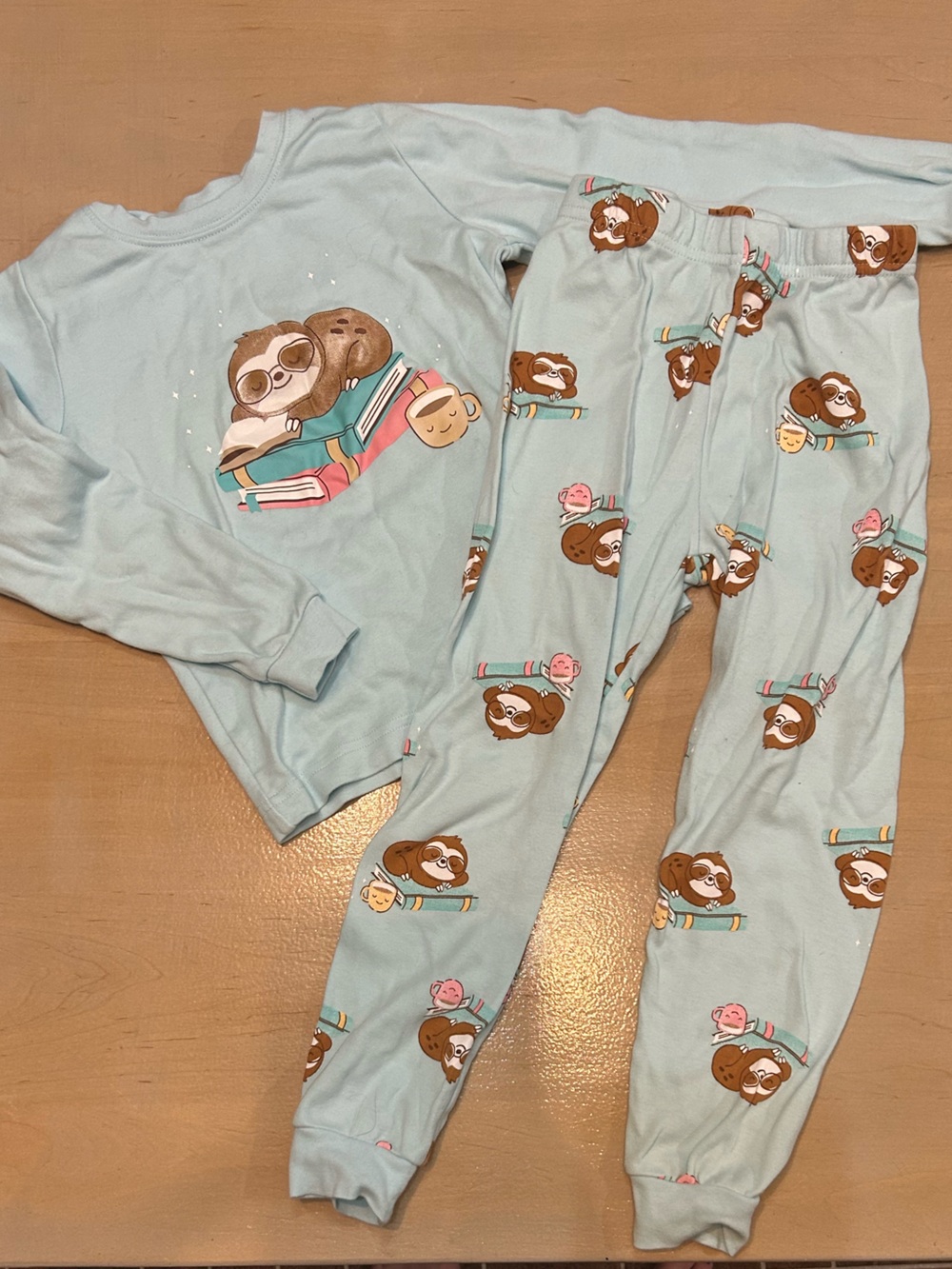 Children's Light Blue Sloth Print Pajama Set - Cozy Two-Piece Sleepwear